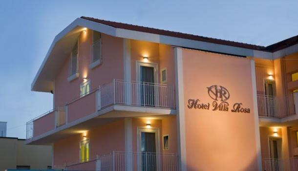 Beyou Hotel Villa Rosa 리치오네 외부 사진