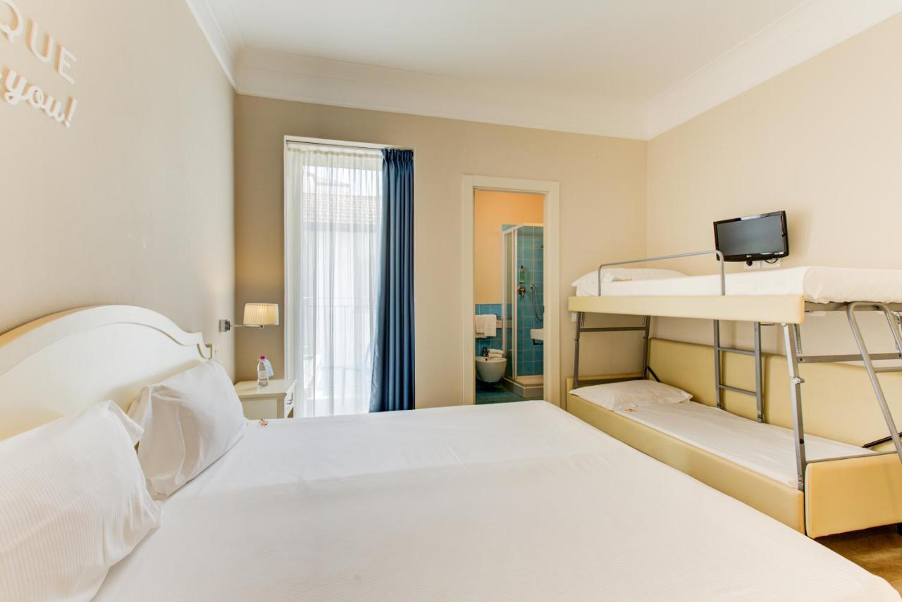 Beyou Hotel Villa Rosa 리치오네 외부 사진