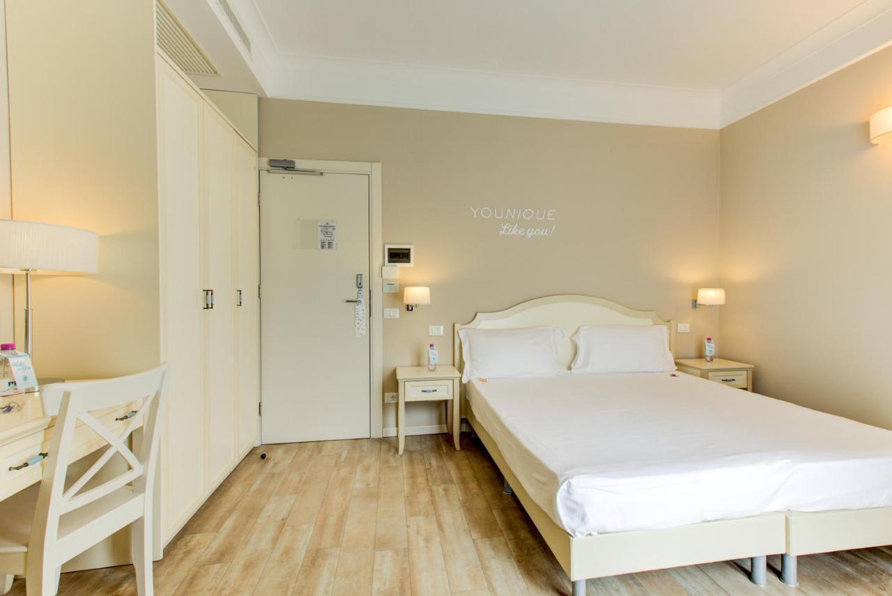 Beyou Hotel Villa Rosa 리치오네 객실 사진
