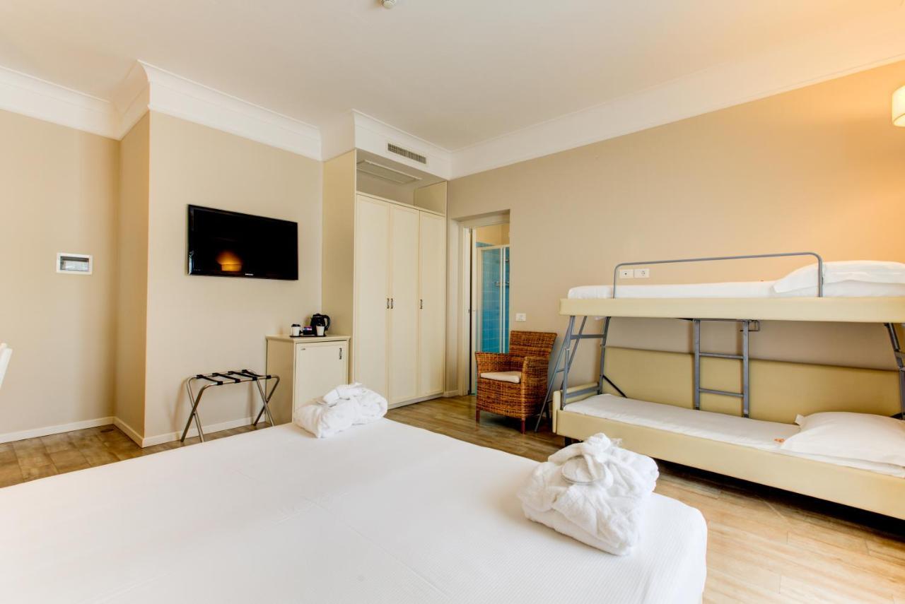 Beyou Hotel Villa Rosa 리치오네 외부 사진